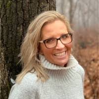 Lori Tang's Instagram, Twitter & Facebook