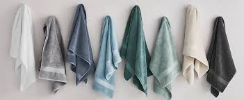 This guide will show you how quick and easy it is to fold your bathroom hand towels so that they have a. Bath Towels 101 How To Choose Towels Crate And Barrel