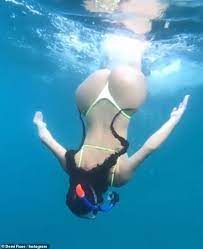 Nicolas laatsch (inhaber martin müller und daniela tirri) Demi Rose Flaunts Her Famous Bottom As She Goes Snorkelling In Racy Thong Bikini Daily Mail Online