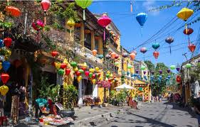 Hội An chưa thực hiện thu phí toàn bộ du khách vào tháng 5 - Nhịp sống kinh  tế Việt Nam & Thế giới