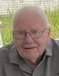 Ernest Menard's Instagram, Twitter & Facebook