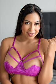 Catalina Muss - Fleshbot