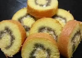 Kue kering pun juga tak kalah banyak, misalnya walnut cream cheese , sandwich coklat mint, nastar nanas, putri salju, cookies lemon, dan kukis selai kacang coklat. Resep Bolu Gulung Selai Nanas Oleh Indy Rahmawati Cookpad