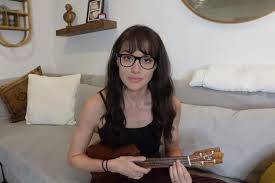 SSSniperwolf apology bout to drop like, Im not a doxxer, Im just loser  : rh3h3productions