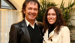 To connect with chiara canzian, join facebook today. Chiara Figlia Di Red Canzian Dei Pooh E Talento Cristallino Ecco Cosa Fa