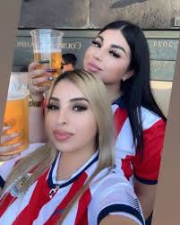 Nancy Holguin (@sweetsbby) • Instagram photos and videos