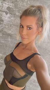 Andrea Speir's Instagram, Twitter & Facebook