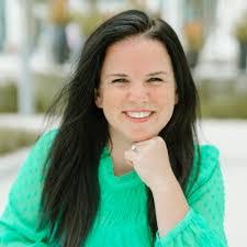 Nila Norman's Instagram, Twitter & Facebook