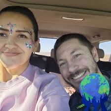 Tell me why I did it forgetting I was doing a d o t com order not even  getting a tip 😭😭😭😭