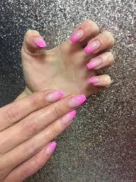 Here are some ideas for ombre nail desings that use dipping powder. The Spa And Beauty Clinic On Twitter Hot Pink Ombre Acrylic Nails Solarium Beauty Cnd Shellac Solariumandbeauty Https T Co Yifuhflqjj