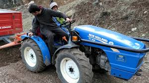 New Holland Tc30f Bahce Traktoru Seydali Youtube