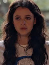 Ginny and Georgia Max Gif