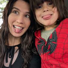 I love a good oversplitty move and I think this one takes the cake 🥵🥵  thanks @letspole and @unnie_dances for the inspiration!! This move is  hectic!!!! Wearing @cxixbrand top that held boobies