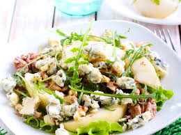 Salade Aux Poires Et Roquefort Recette Salade De Poire Salade Au Fromage Bleu Et Recettes De Cuisine