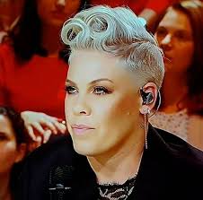 Pin By Jen On P Nk Pink Singer Hairstyles Short Hair Styles Pink Singer