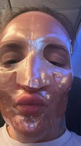 Hi all! I'm Isabella, I live in Bethnal Green. Born and raised more towards  the Essex side, have a lot of friends there but it would be lovely to make  some friends