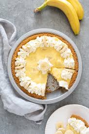 Banana Cream Pie with Graham Cracker Crust - Flavor the Moments