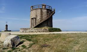 Mont-Saint-Vincent. 1905-2018 : le belv�d�re marque le point culminant de  Mont-Saint-Vincent
