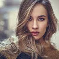 Deonna Hall's Instagram, Twitter & Facebook