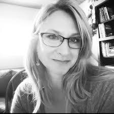 Amy Longley's Instagram, Twitter & Facebook