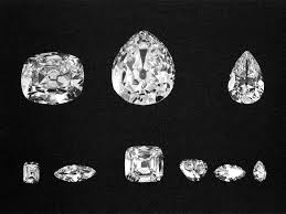 A 1 carat diamond costs between $2,000 to $16,000.the cost depends on the quality of the stone and how well cut it is. Diamond Carat Weight Value And Size International Gem Society