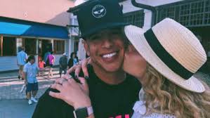 Просматривайте этот и другие пины на доске miew пользователя ðð°ð»ðµñð¸ñ ð¨ð¸ð¼ð°ð½ñðºð°ñ. Daddy Yankee S Youngest Daughter Jesaaelys Marie Is All Grown Up But Still Daddy S Girl Photos Telemundo