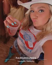 ✺ CAROLINE ROSE BOWMAN ✺ (@carolinerosebowman) • Instagram photos and videos