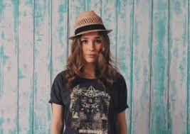 Как же ему сказать, чтоб он отстал но чтобы песню взяли в ротацию слышь, отцепись без тебя зае… зая. Klava Koka Zaya Slova I Teksty Pesen Perevody Pesen