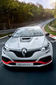 Renault Megane R S Trophy R Nouveau Record Au Nurburgring Megane Sport Covering Voiture Voiture De Sport
