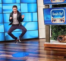 Jumping For Joy Today Because It S Eddie S Birthday Wishing The Happiest Of The Days To The Gentlest Soul And Kindest Heart Eddie Redmayne Eddie Hot Dudes
