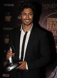 Get more info like birth place, age, birth sign, biography, family, relation & latest news etc. Vidyut Jammwal Wiki Age Girlfriend Family Caste Biography More Wikibio