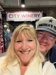 Damond Darling at City Winery Atlanta