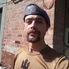 Soldiers from 2nd Battalion The Royal Anglian Regiment have been packing  84,000 helmets to send to the Ukrainian Armed Forces 🇺🇦🇬🇧 The donation  from the Ministry of Defence has been prepared for