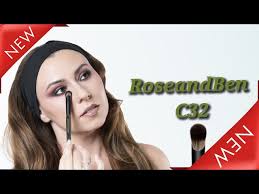 This NEW Makeup Brush.. 😱