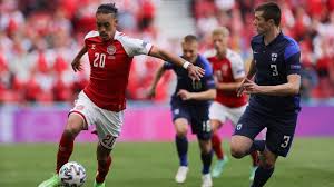 Denmark star christian eriksen was reported to be in a stable condition after collapsing during the first half of denmark's opening euro 2020 match against finland in copenhagen. Danimarca Finlandia Ripresa Su Richiesta Di Eriksen Ai Compagni