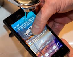 Sony Xperia Acro S - Pictures - PhoneMore