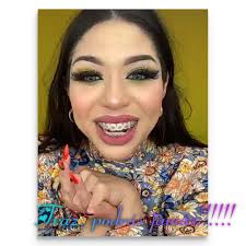 LIVE A LAS 10PM HOY EN MLob Makeup Store🥰 denle like a la pagina para que  no se lo pierdan ✨