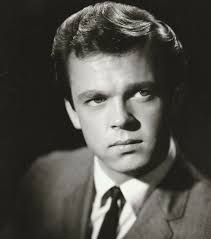 Keith Colley's Instagram, Twitter & Facebook