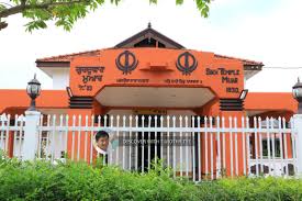 Sikh temple in johor bahru, johor, malaysia. Gurdwara Sahib Johor Bahru Anggota Parlimen Johor Bahru Berbuka Puasa Di Gurdwara It Is Located Along Jalan Trus Next To The Arulmigu Rajamariamman The Gurdwara Sahib Was Built By