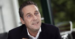 Straches Frau fürs Feine