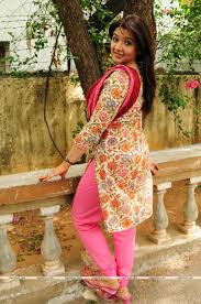 The daily show the u.s. Aarti Agarwal S Feet Wikifeet