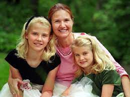 Maybe you would like to learn more about one of these? Elizabeth Smart Her Abduction Rescue And Marriage Page 18 Of 37 Journalistate Page 18