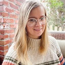 Donna Stutz's Instagram, Twitter & Facebook