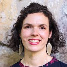 Kelsey Hendrix: From Advice-Giver to Coach