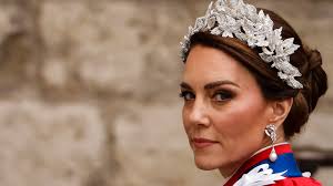 Buckingham Palace issues plea for privacy as Princess Kate treated for  cancer