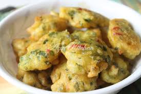There are many varieties of this snack, some using banana, anchovies or prawns, onion or maize. Resepi Jemput Jemput Ikan Bilis Sedap Resepi Mama