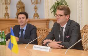 Florin Cîţu: România trebuie să se retragă din BII şi BICE