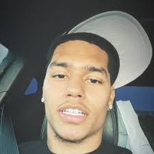 Lonnie Lang's Instagram, Twitter & Facebook