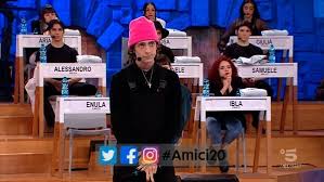 Listen to raffaele amici | explore the largest community of artists, bands, podcasters and creators of music & audio. Amici 20 Puntata Di Sabato 23 Gennaio 2021 Cuccarini Alla Celentano Diventeremo Come Tina E Gemma Davidemaggio It