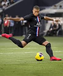His birthday, what he did before fame, his family life, fun trivia facts, popularity his full name is kylian mbappé lottin. Play Like Kylian Mbappe Nike Ae
